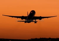 777-200_united_LAX_1109.jpg