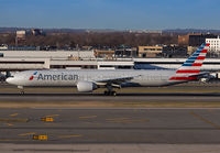 AMERICAN_777-300_N720AN_JFK_0413C_JP_small.jpg