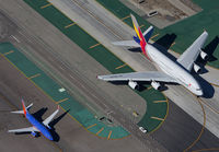 A380_737_LAX_1115_jP_small.jpg