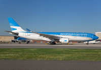 AEROLINEASARGENTIAS_A330-200_LV-FNI_JFK_0914B_JP_small.jpg