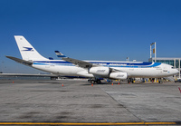 AEROLINEASARGENTINAS_A340-200_LV-ZPJ_JFK_1003_JP_smal.jpg