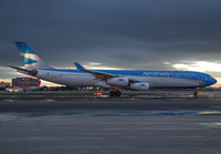 AEROLINEASARGENTINAS_A340-300_LV-CSF_MIA_1015_4_JP_small1.jpg