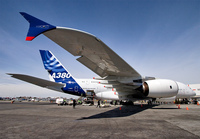 AIRBUS_A380_F-WWJB_JFK_0307A_JP_small1.jpg