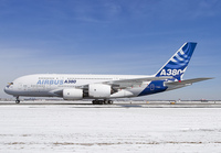 AIRBUS_A380_F-WWJB_JFK_0307G_JP_small.jpg