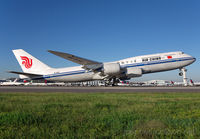 AIRCHINA_747-8_B-2480_JFK_0915_2_JP_small.jpg