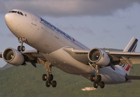 AIRFRANCE_A330-200_F-GZCK_SXM_0125__18_JP_small.jpg