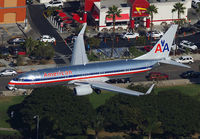 AMERICAN-737-800_N905NN_LAX_1113B_JP_small.jpg