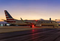 AMERICAN_737-8_N336TM_MIA_1125_jP_small.jpg