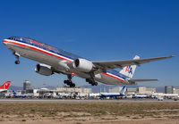 AMERICAN_777-200_N753AN_LAX_1109B_JP_small.jpg