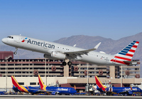 AMERICAN_A321_N148AN_LAS_1121_7_JP_small.jpg
