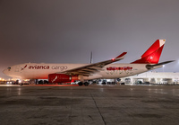 AVIANCA_A330-200F_N330QT_MIA_0125_H_JP_small.jpg