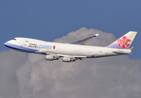 CHINAAIRLINESCARGO-747-400F_B-18706_JFK_0917_7_JP_small1.jpg