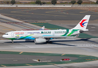 CHINAEASTERN_A330-200_B-5902_LAX_1117_4_JP_small.jpg