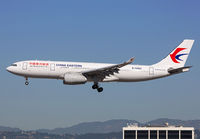 CHINAEASTERN_A330-200_B-5962_LAX_1115G_JP_small.jpg