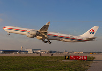 CHINAEASTERN_A340-600_B-6052_LAX_1204M_JP_small.jpg