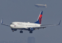 DELTA_737-800_N3746H_LAX_0226_JP_small.jpg