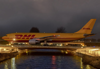 DHL_A300-600F_D-AEAJ_AMS_1118_6_JP_small.jpg