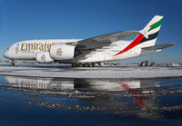 EMIRATES_A380_A6-EDA_JFK_0115I_JP_small2.jpg