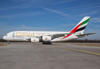 EMIRATES_A380_A6-EDK_MUC_0315_JP_smallUPLOADED.jpg