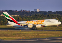 EMIRATES_A380_A6-EOB_JFK_0919A_15_JP_small.jpg