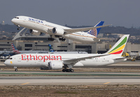 ETHIOPIAN_787-8_ET-ARE_LAX_1117_JP_small.jpg