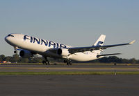 FINNAIR_A330-300_OH-LTT_JFK_0912_JP_small.jpg