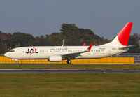 JAL_737-800_JA332J_NRT_1011_JP_small.jpg