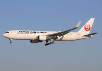 JAL_767-300_JA618J_NRT_0117_JP_small.jpg