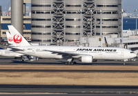 JAL_777-200_JA007D_HND_0117B_JP_small.jpg