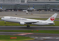 JAPAN_767-300_JA656J_NRT_1011C_JP_small.jpg