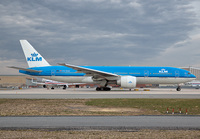 KLM_777-200_PH-BQD_JFK_0413_JP_small.jpg