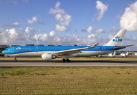 KLM_A330-300_PH-AKE_SXM_0125_20_JP_small.jpg