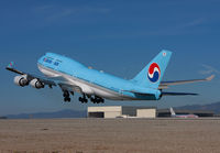 KOREAN_747-400_HL7498_LAX_0208D_JP_small.jpg