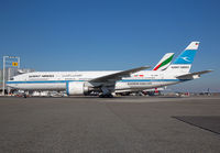 KUWAIT_777-200_9K-AOB_JFK_0915_JP_small.jpg