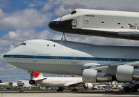 NASA_747_N950NA_JFK_0412Bsmall.jpg