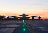 QANTAS_A380_VH-VQI_LAX_1111L_JP_small.jpg