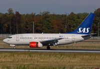 SAS_737-700_LN-RRO_FRA_1112_JP_small.jpg