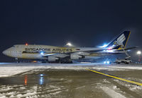 SINGAPORE_747-400_9V-SPQ_JFK_0111B_JP_small.jpg