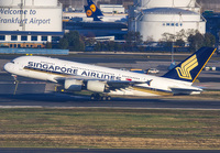 SINGAPORE_A380_9V-SKJ_FRA_1113D_JP_small1.jpg