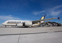 SINGAPORE_A380_9V-SKR_LAX_1113FX_JP_small1.jpg