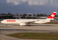SWISS_A330-300_HB-JHK_MIA_0125_1_JP_small.jpg