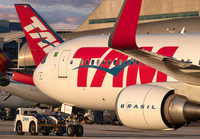 TAM_767-300_PT-MSV_MIA_1117B_4_JP__smalljpg.jpg