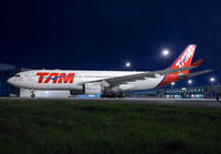 TAM_A330-200_PT-MVD_MIA_0116_JP_small.jpg