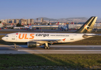 ULSCARGO_A310F_TC-SGM_IST_1018_5_JP_small~0.jpg