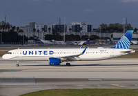 UNITED_A321NEO_N14509_MIA_0125A_JP_small.jpg