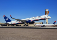 USAIRWAYS_757-200_N910UW_PHX_1114B_JP_smal.jpg